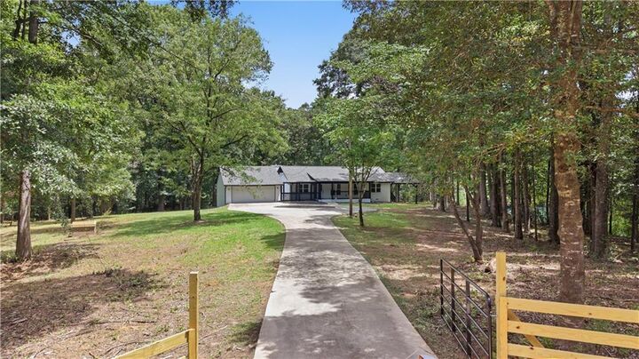 Property Photo: 3736 Airline Road GA 30252