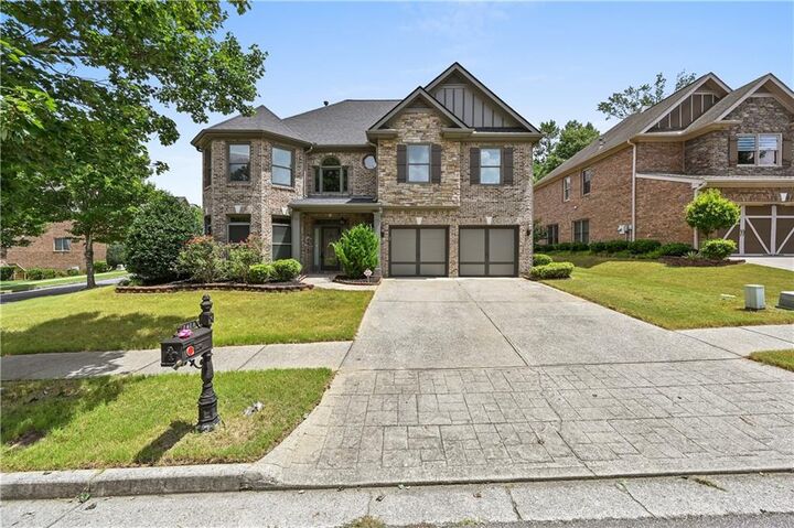 Property Photo:  1413 Park Hollow Lane NE  GA 30043 