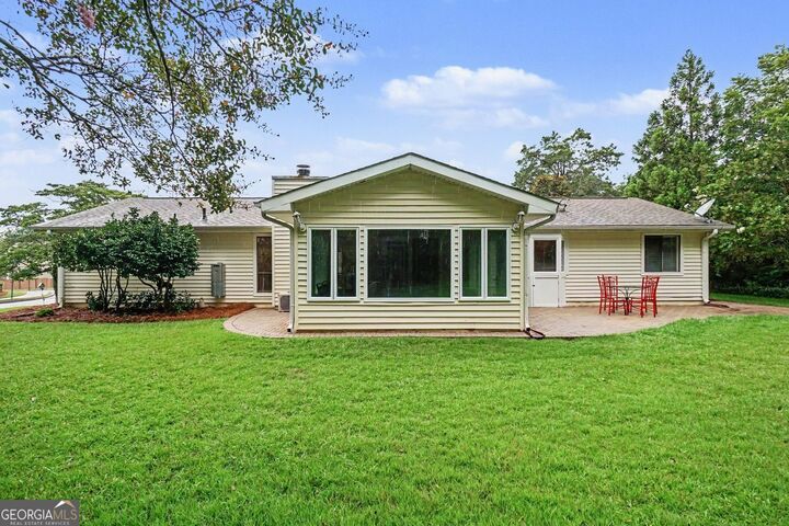 Property Photo: 1660 Wingard Drive GA 30062
