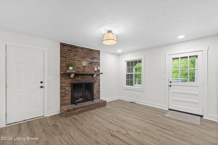 Property Photo:  16 Meadowbrook Dr  KY 40601 