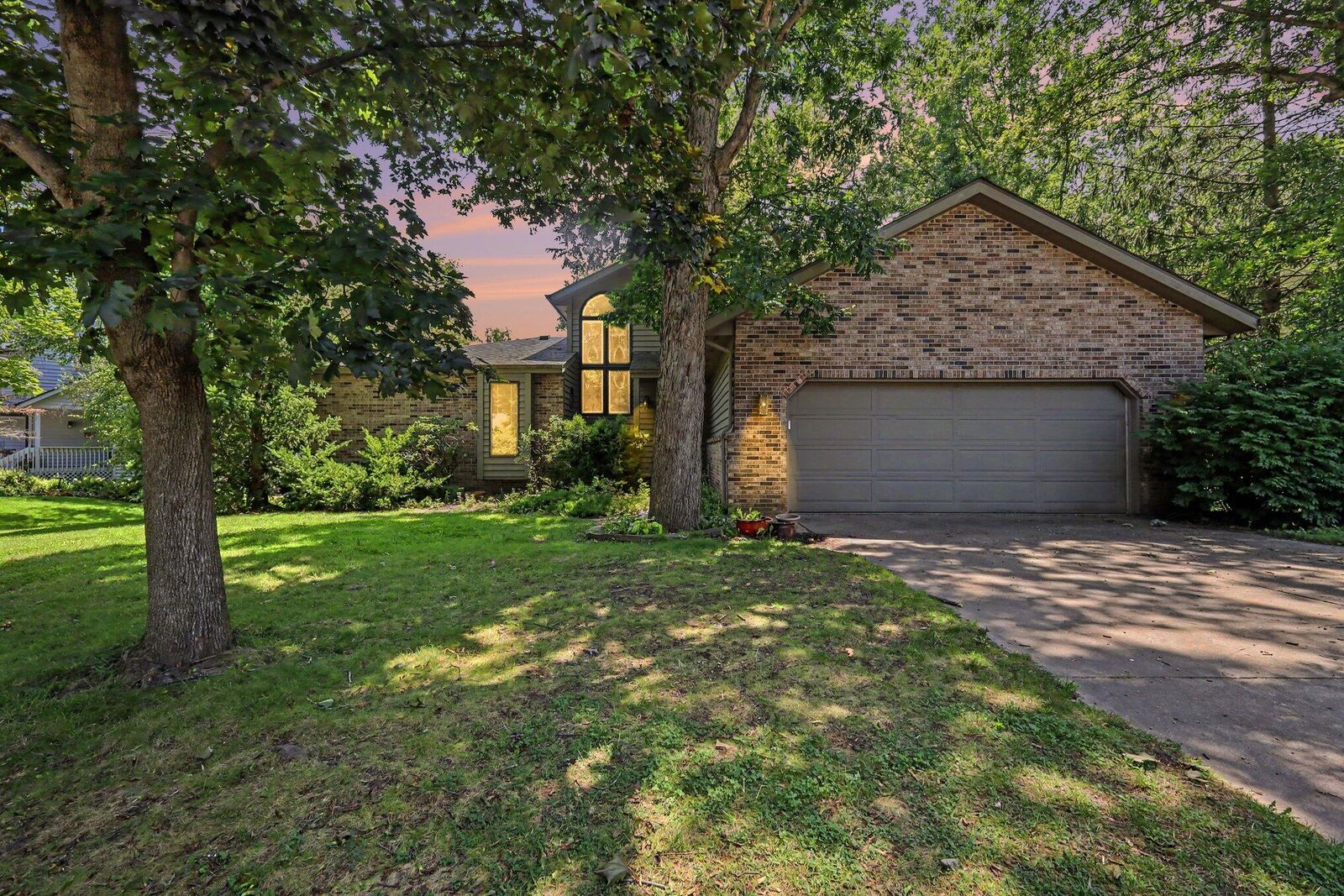 Property Photo:  804 Brandonbury Drive  IN 46383 