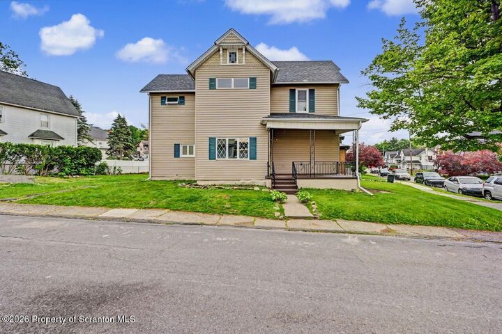 Property Photo:  164 Washington Street  PA 18407 