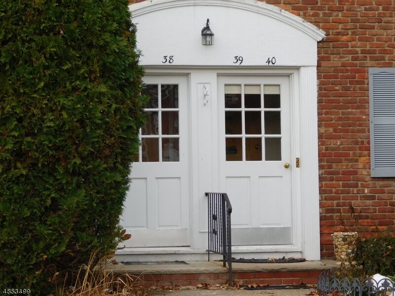 Property Photo:  43 Conforti Ave 40  NJ 07052 