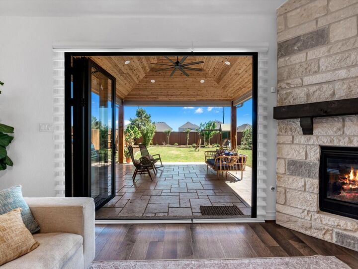 Property Photo:  7310 Kingbird Cove Court  TX 77493 