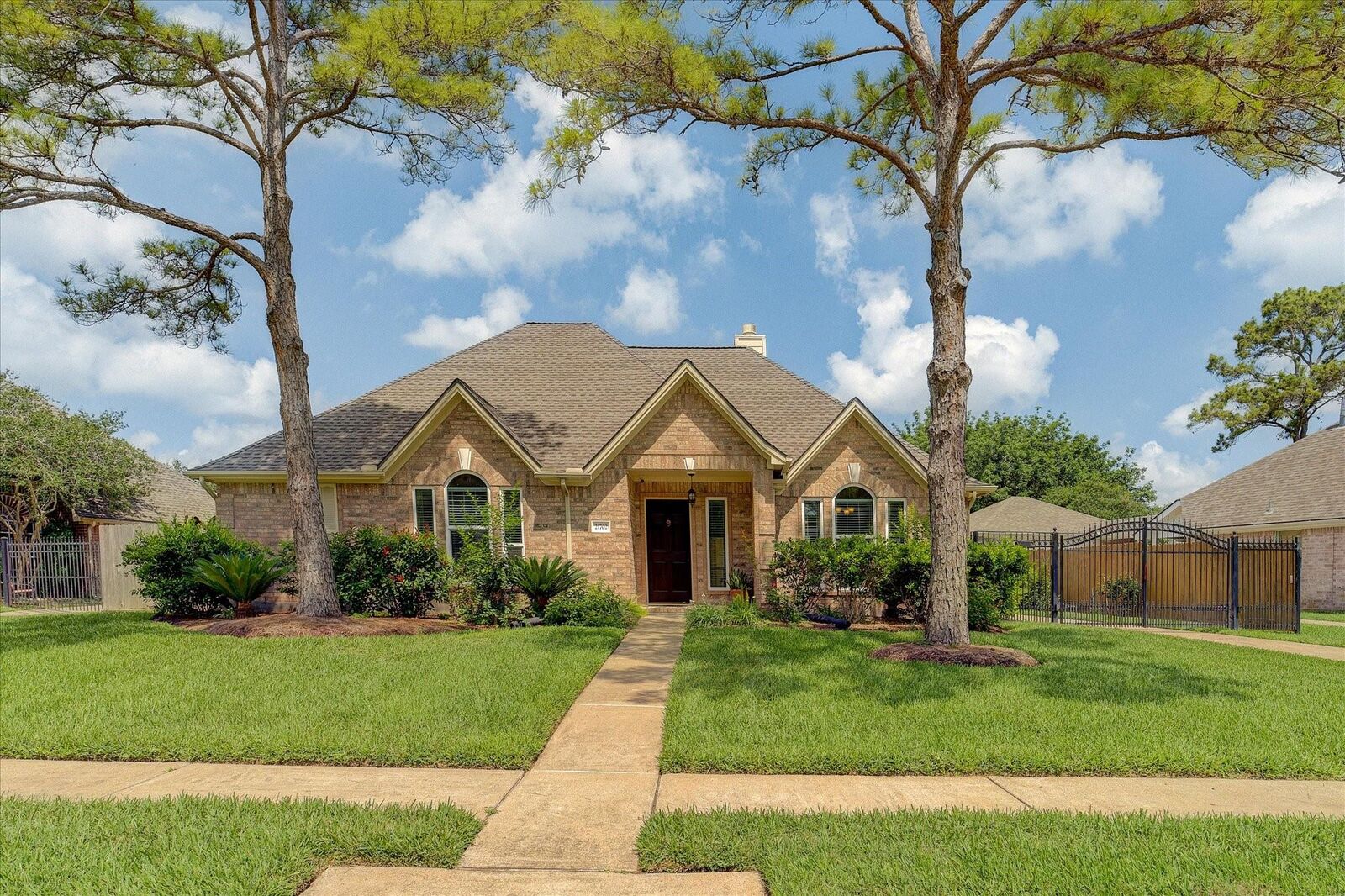 Property Photo: 21702 Cayman Point Drive TX 77450
