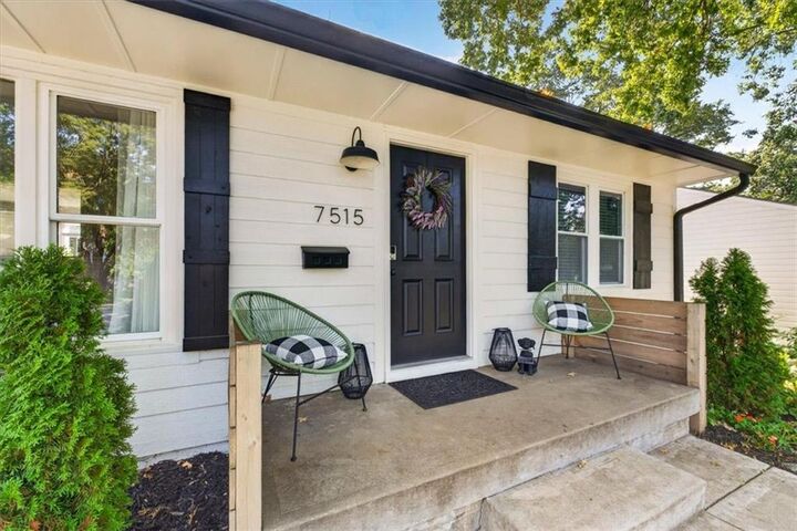 Property Photo: 7515 Juniper Drive KS 66208