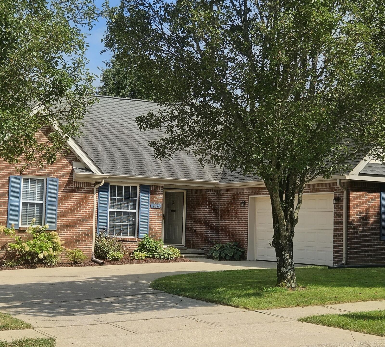 Property Photo:  416 Worthington Place  KY 40475 
