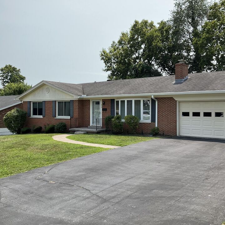 Property Photo: 570 Hopi Trail KY 40601