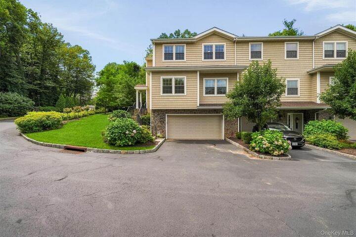 Property Photo: 4 Preserve Court NY 10607