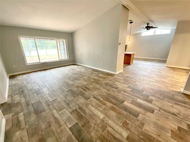 Property Photo: 2991 Valencia Lane E FL 34684