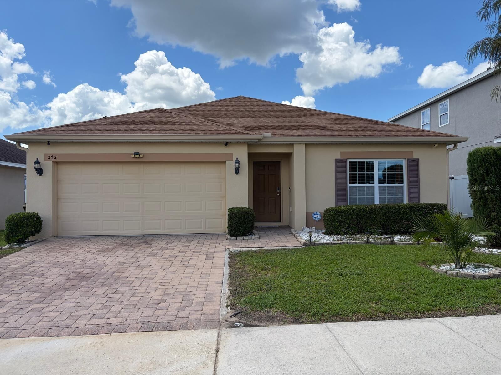 Property Photo:  272 Sparrow Hawk Drive  FL 34736 