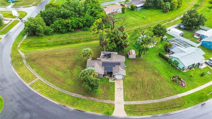 Property Photo:  5409 Kenwood Drive  FL 34287 