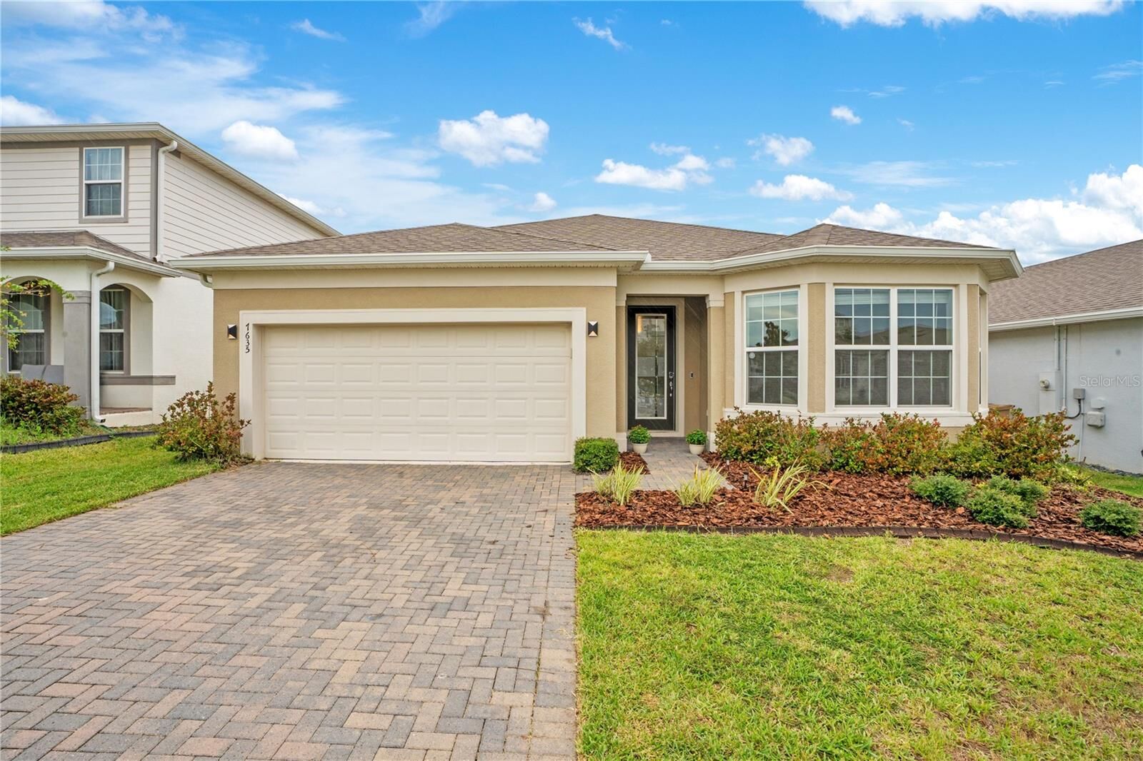 Property Photo:  7635 Taormina Way  FL 34714 