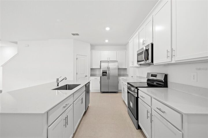 Property Photo: 6028 Zen Way FL 34714