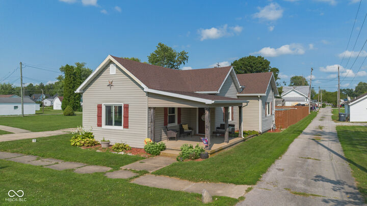 Property Photo: 104 N Vine Street IN 47351