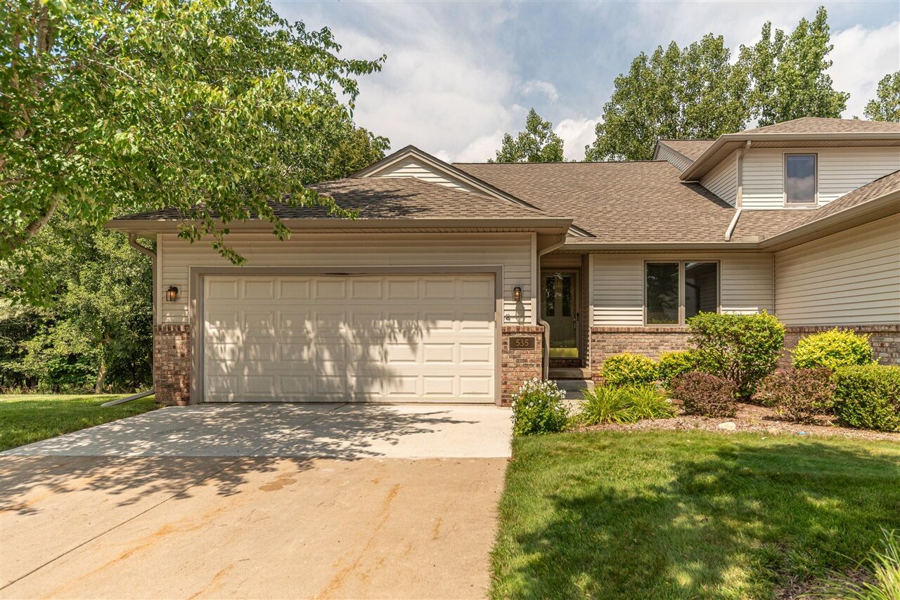 Property Photo: 535 Sycamore Circle MI 48176-1756