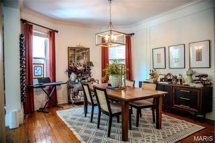 Property Photo: 4401 McPherson Avenue 1W MO 63108