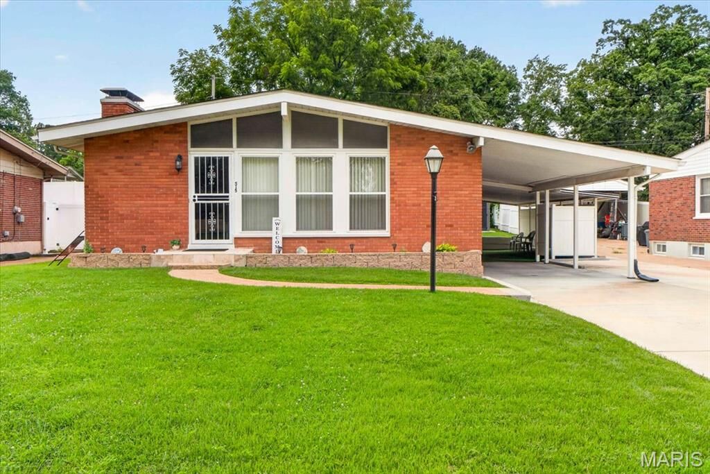 Property Photo: 515 Marick Drive MO 63119