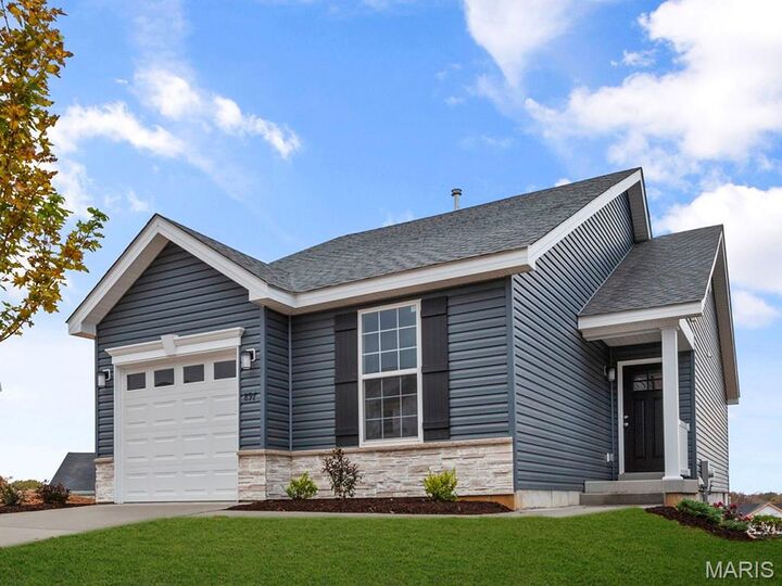 Property Photo:  2 Summerfield At Walnut Hills  MO 65109 