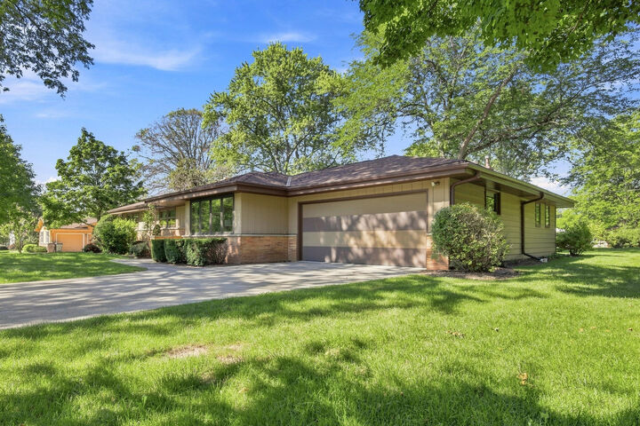 Property Photo: 2867 S 126th St WI 53151