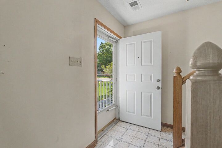 Property Photo:  6949 Daneman Dr  TN 38133 