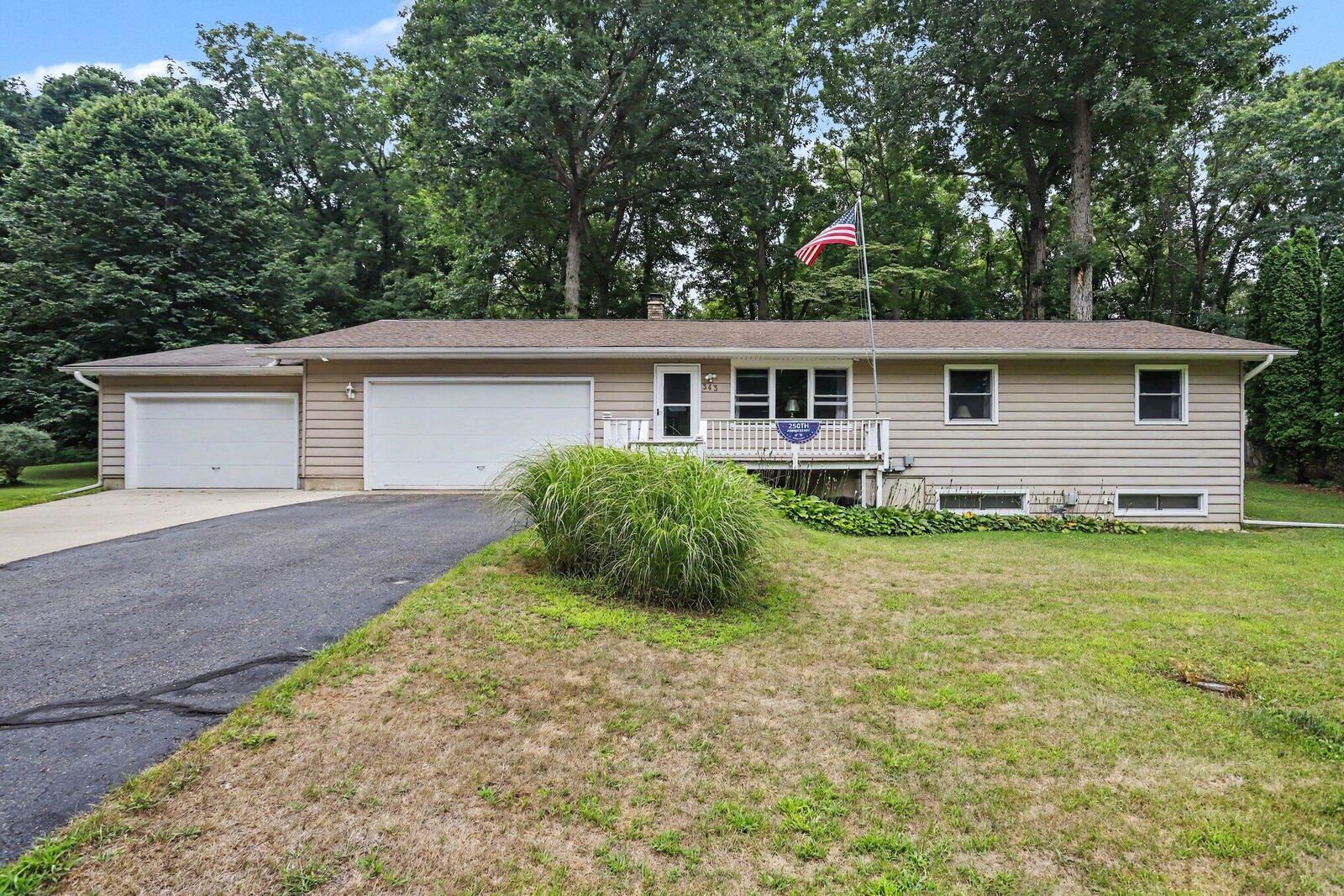 Property Photo: 343 Robertson Avenue MI 49017