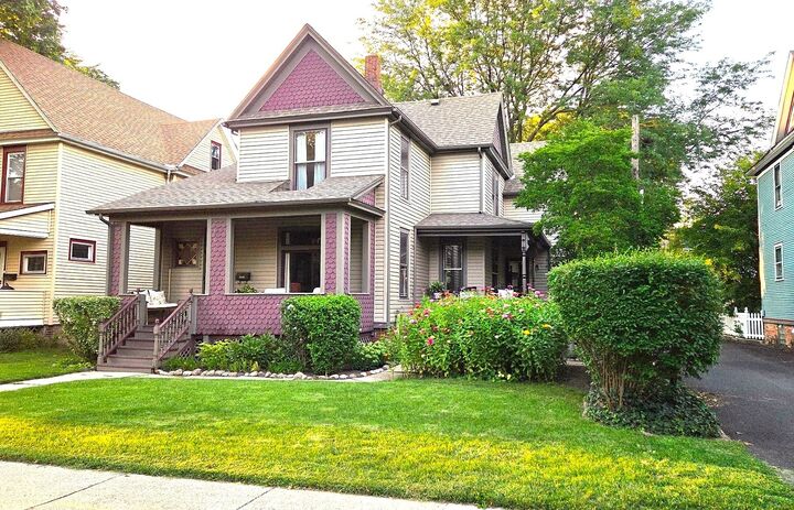 Property Photo: 2626 Union Street IL 60406