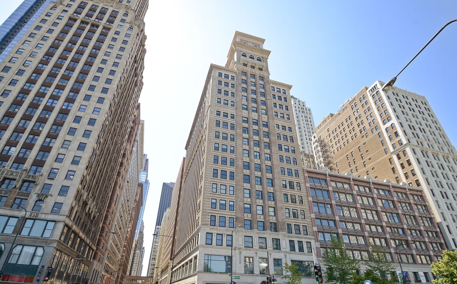 Property Photo:  6 N Michigan Avenue 1509  IL 60602 