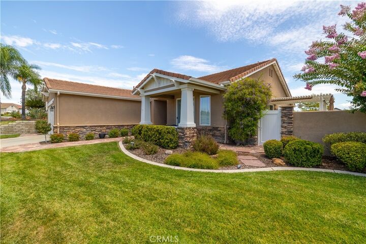 Property Photo:  39396 Beringer Drive  CA 92563 