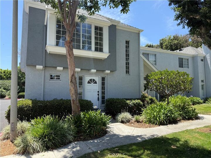 Property Photo:  28221 Paseo El Siena  CA 92677 