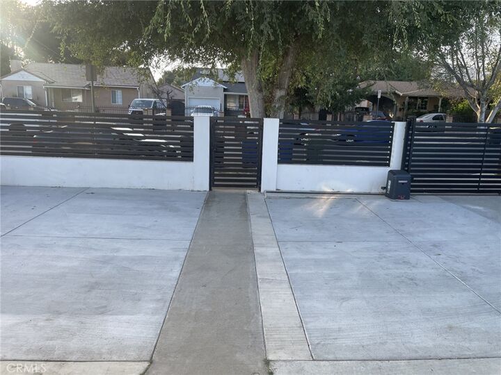 Property Photo:  13986 Aztec Street  CA 91342 