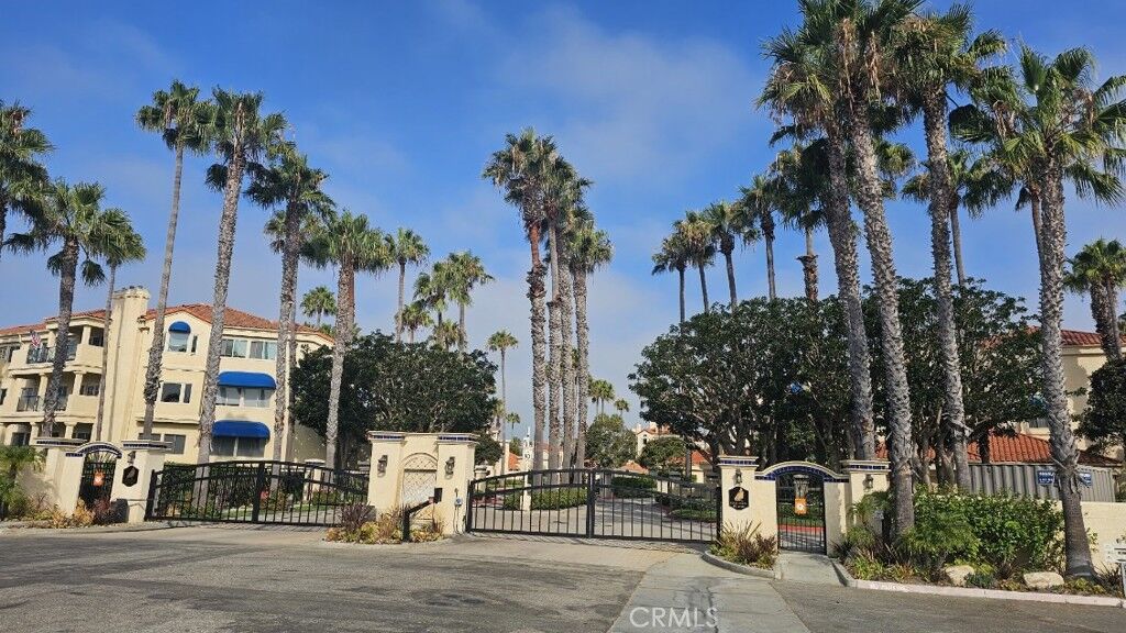 Property Photo:  4235 Harbour Island  CA 93035 