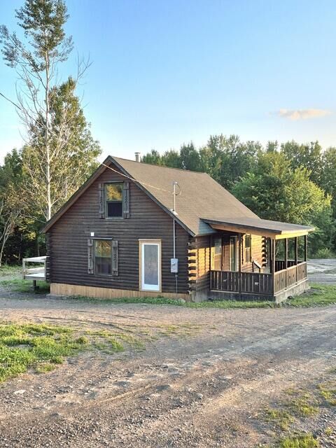 Property Photo: 2048 County Road ME 04761