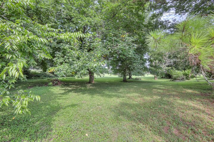 Property Photo: 1324 Yell Rd TN 37091