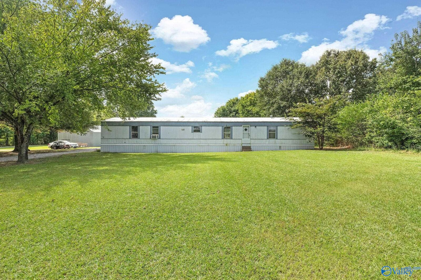 Property Photo: 11684 County Road 236 AL 35650