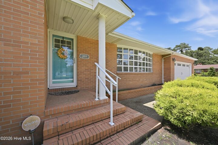 Property Photo: 319 Doris Avenue E NC 28540