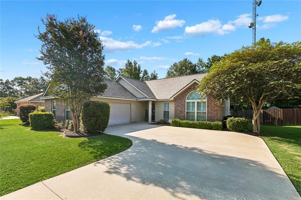 Property Photo:  11488 Rabbit Run  LA 70401 