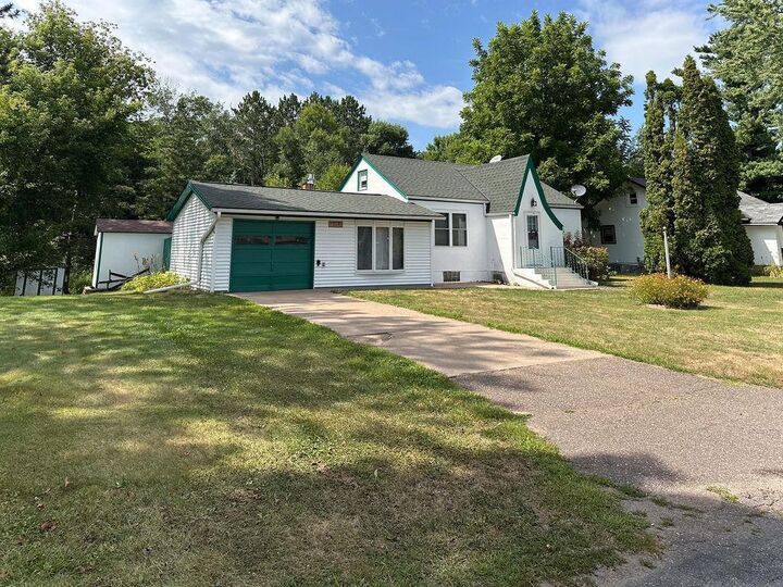 Property Photo:  319 Pine Street S  MN 56359 
