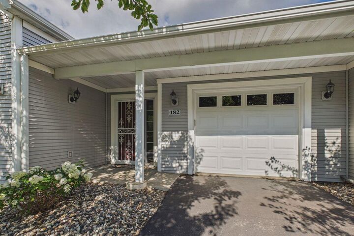 Property Photo:  182 Emerson Avenue E  MN 55118 