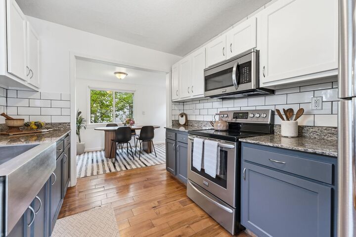 Property Photo:  5724 Hampshire Avenue N  MN 55428 