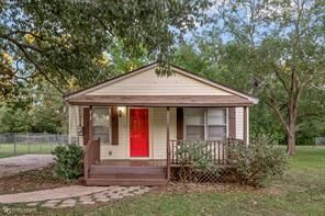 Property Photo:  814 Lee Street  LA 71006 