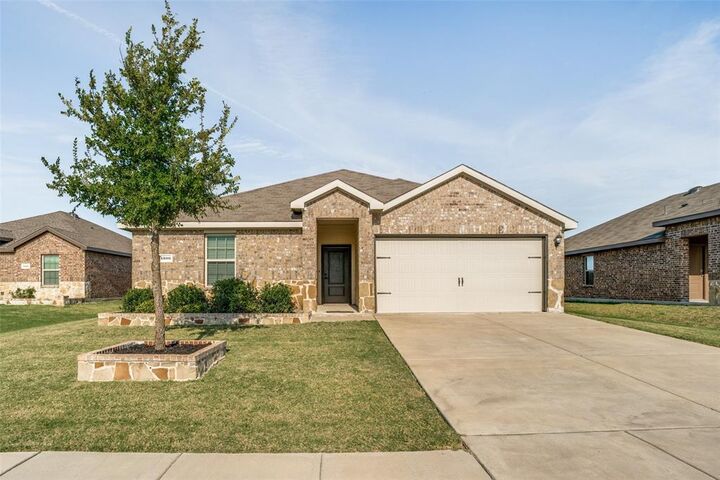 Property Photo:  1506 Buckaroo Lane  TX 75189 