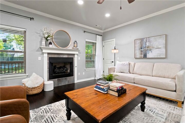 Property Photo: 1686 S Harding Place AR 72701