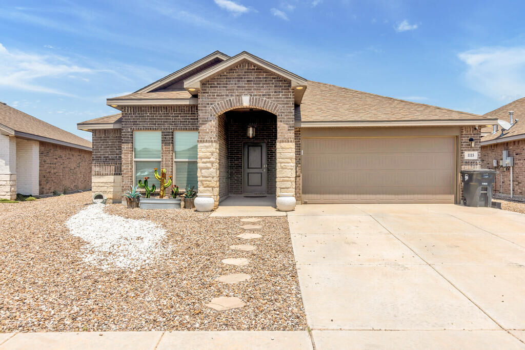 Property Photo: 1115 Wagon Way TX 79765