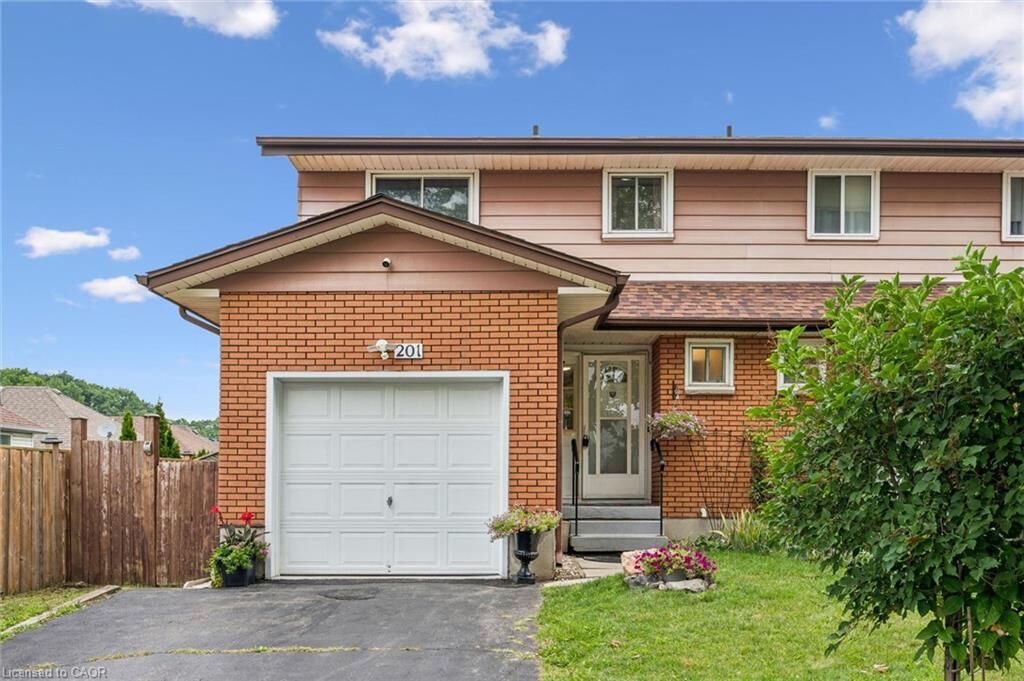 Property Photo:  201 Veronica Drive  ON N2R 1L5 