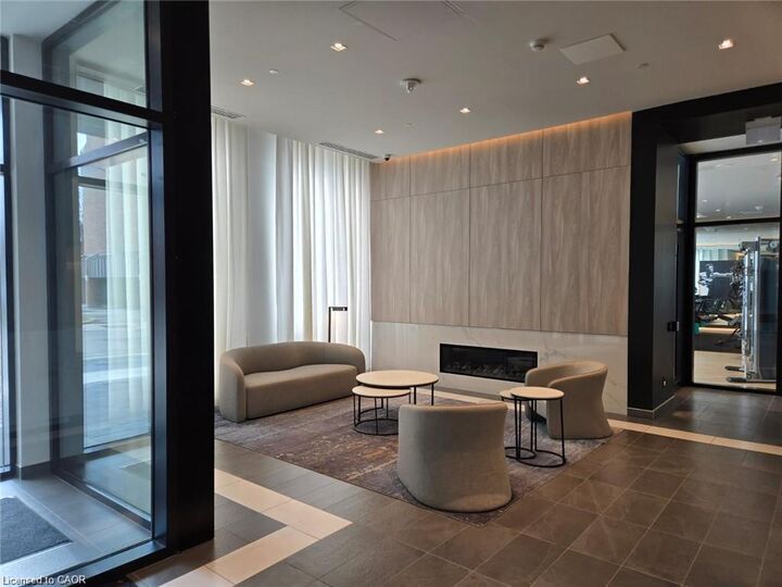 Property Photo:  1 Jarvis Street 824 Room 2  ON L8R 0A8 