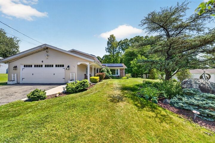 Property Photo:  6 Topaz Ln  MA 02747 