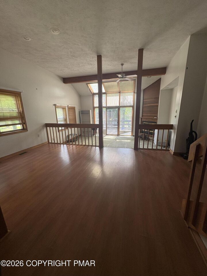 Property Photo:  37 Sky View Drive  PA 18302 