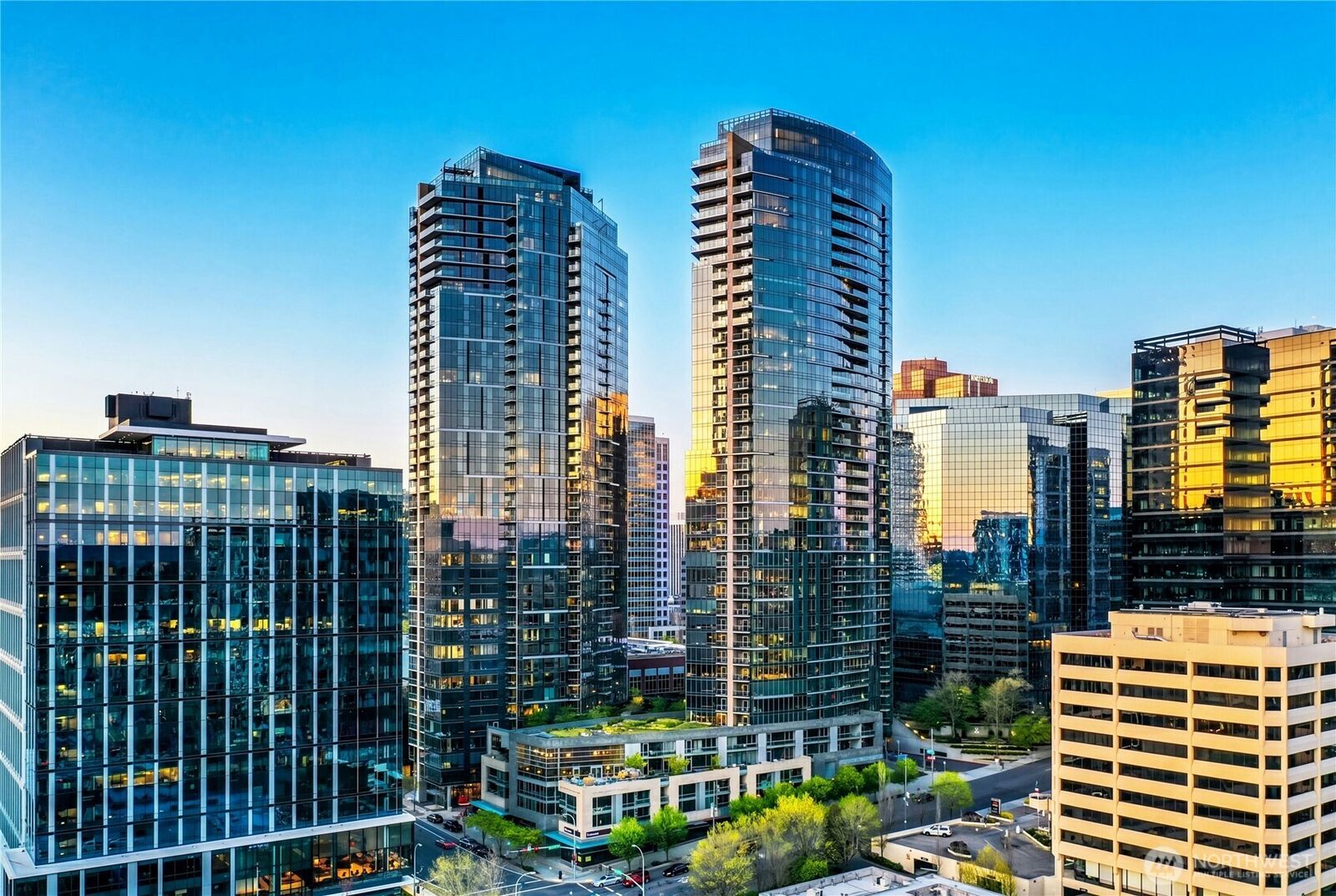 Property Photo: 10700 NE 4th St 434 WA 98004