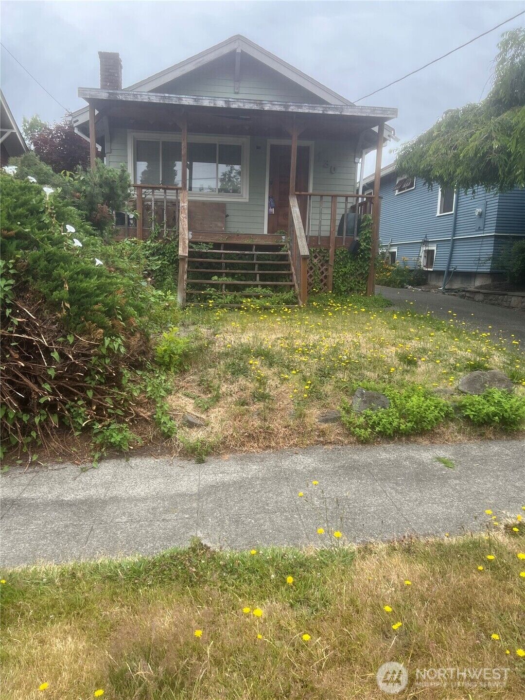 Property Photo:  130 NW 79th Street  WA 98117 